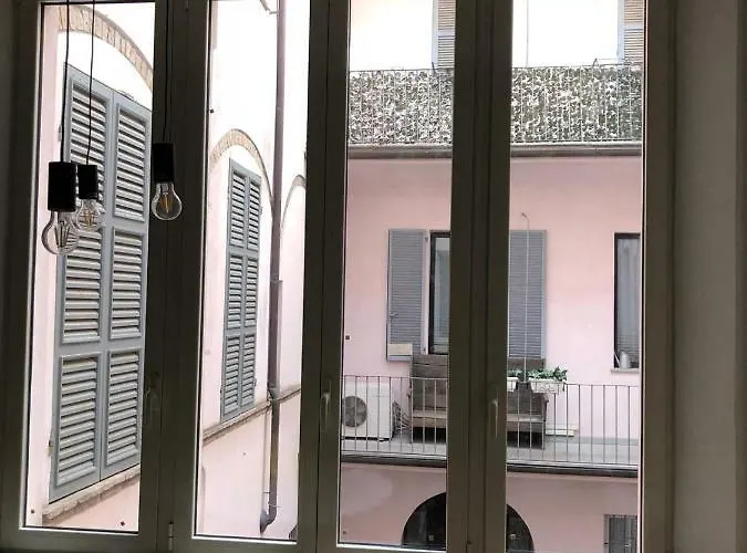 Alma- And Elegant Parma